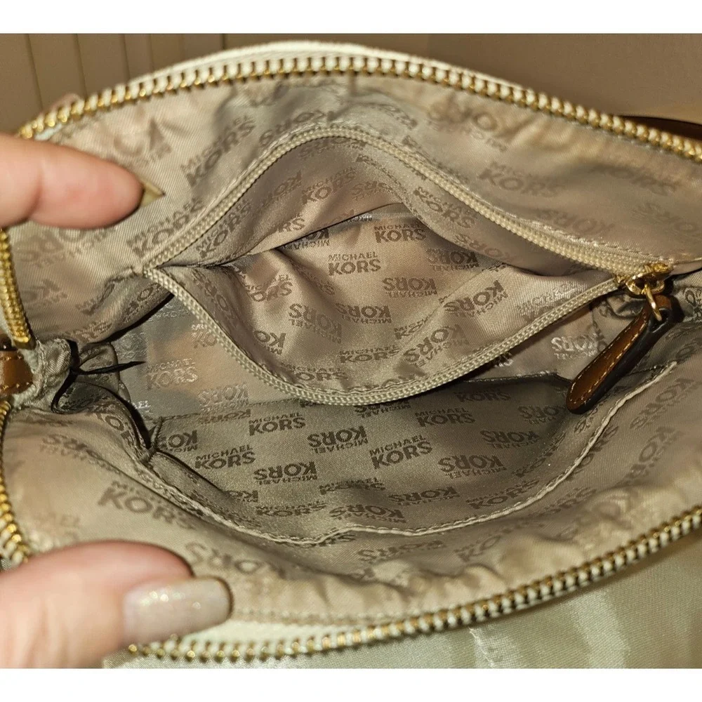 Michael Kors Cindy Large Dome Crossbody Bag 